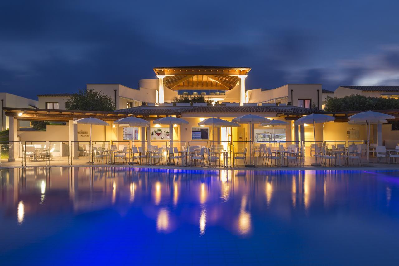 Grande Baia Resort & Spa サン・テオドーロ エクステリア 写真