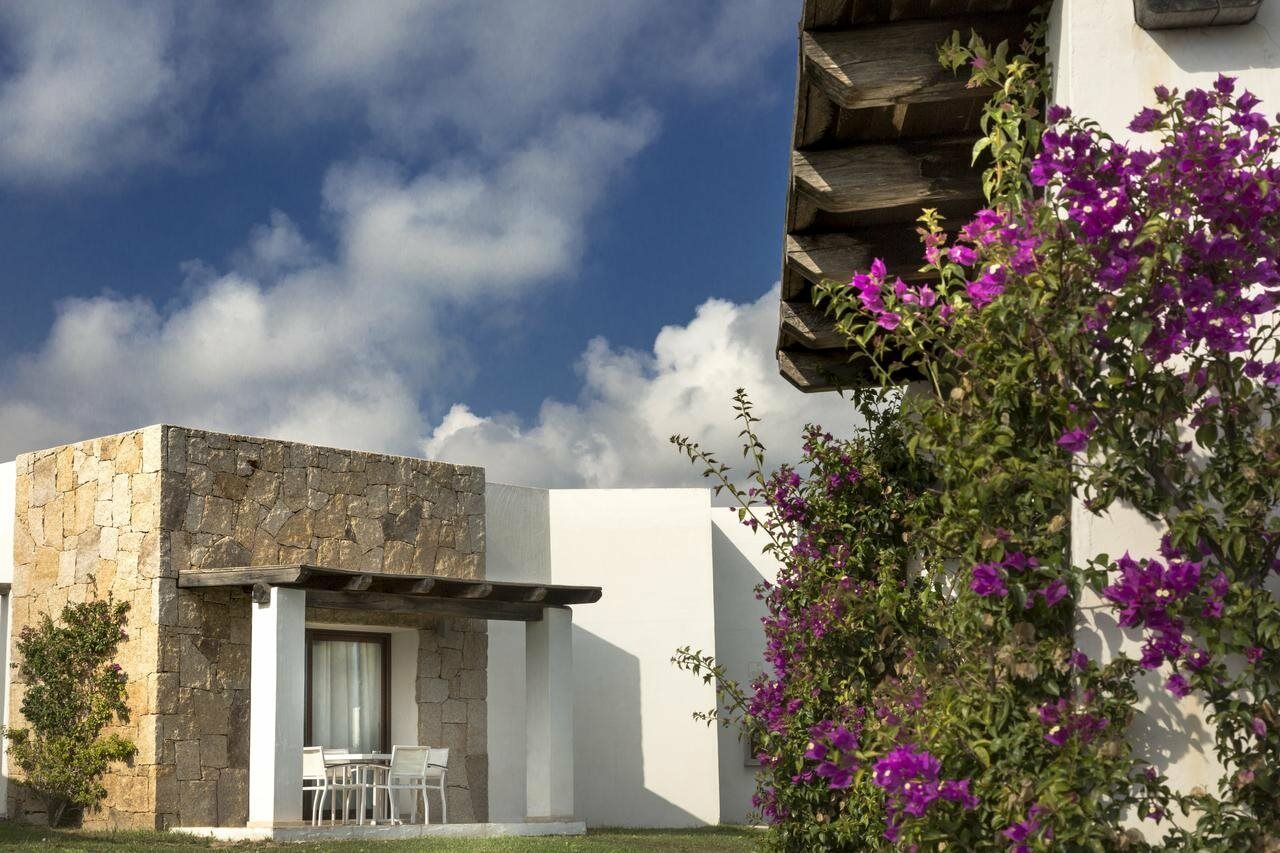 Grande Baia Resort & Spa サン・テオドーロ エクステリア 写真